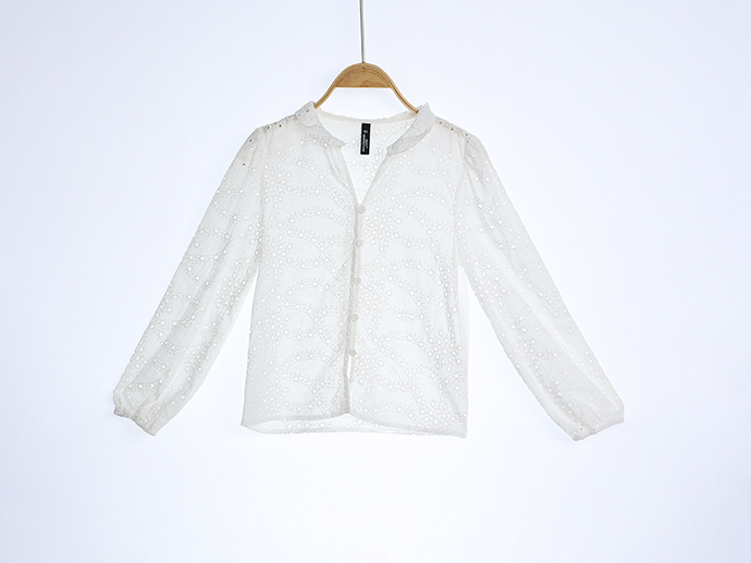 XH113404 Lace Blouse Lady