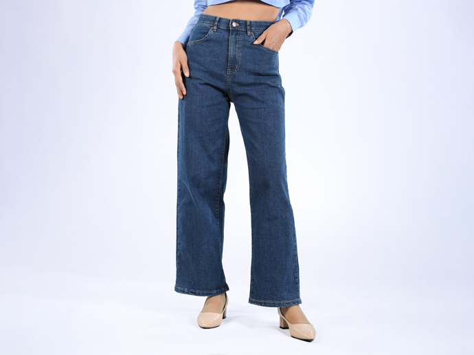 XPJ13323 Straight Jean Pant Lady