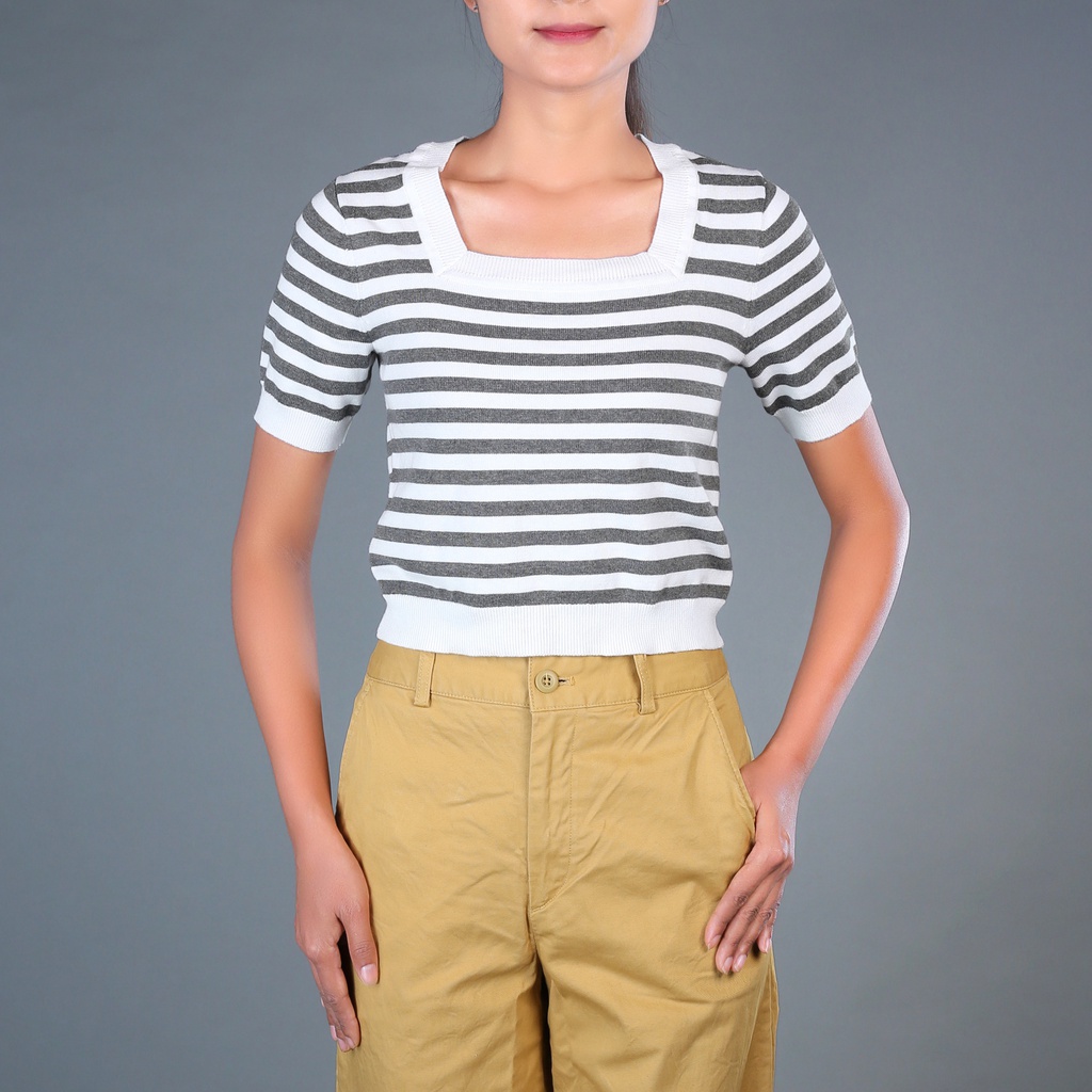 XH213553 Knit Blouse Lady