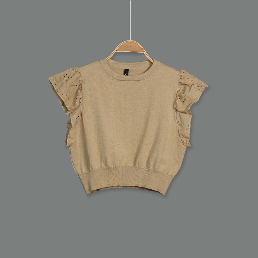 XH213300 Crop Top Lady