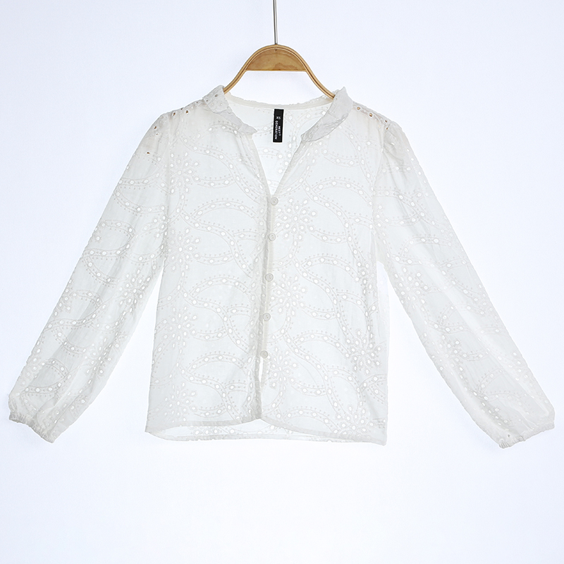 XH113404 Lace Blouse Lady