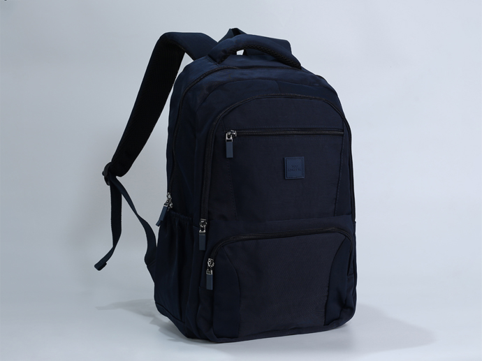 CSB3290 BackPack Man
