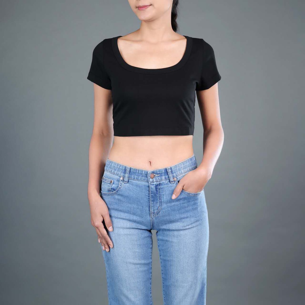 GH23372 Crop Top Lady